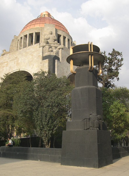 Mexico D.F., Monumento a la Revolucion (1938)