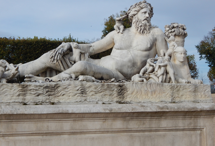 Ottone sculpture, Le Nil, Jardin des Tuileries, Paris