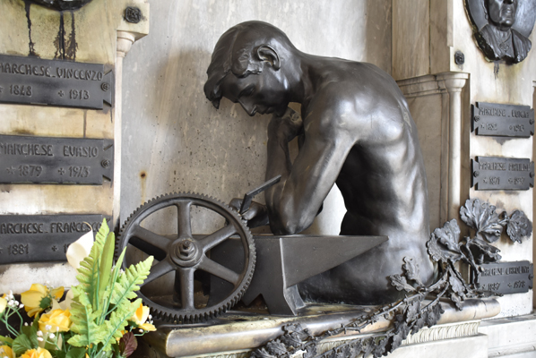 bronze sculpture, Famiglia Maronese Boggio, Cimitero Urbano, Alessandria