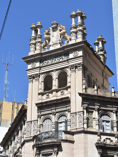 Rosario - Casa de Espana building