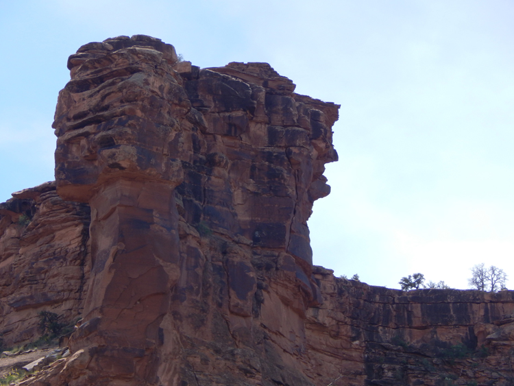 rock resembling A. Lincoln profile, Utah Route 128, about a mile East of Ninemile Bottom