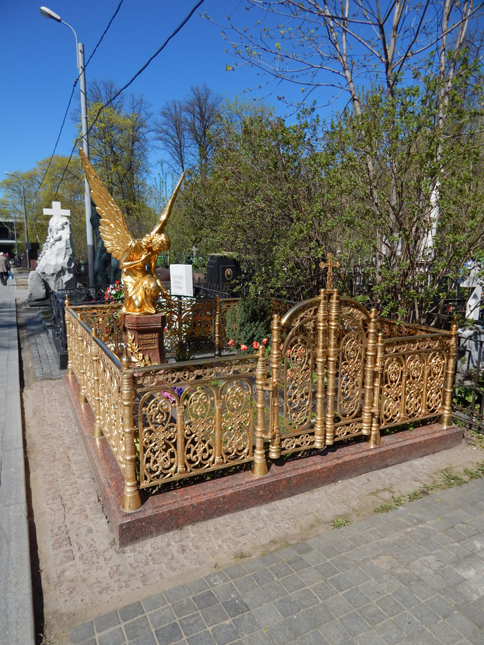 Moscow - Vagankoskoye Cemetery, grave of Maria Aleksandrova Shilova