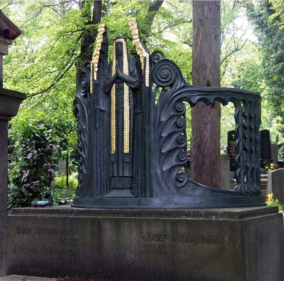 Praha - Olsany Cemetery, Stepankova grave