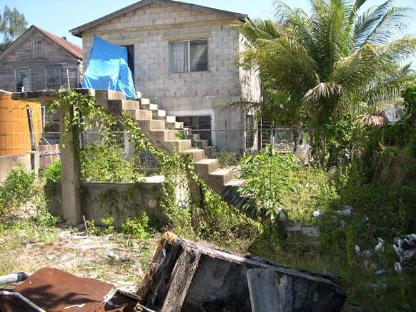 Belize City, stairway to nowhere 2