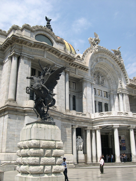 Mexico D.F., Palacio de Bellas Artes, exterior