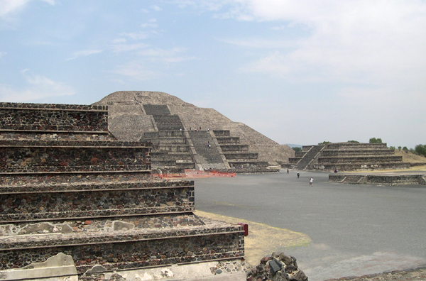 Mexico D.F., Plaza and Pyramid of the Moon