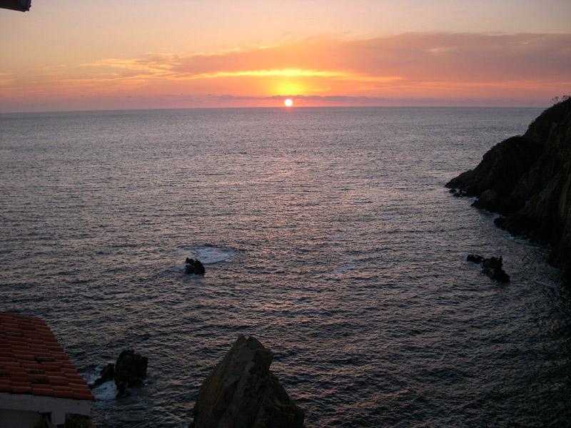 Acapulco - sunset from Room 130, El Mirador Hotel