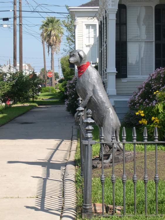 Galveston, Texas - Tree Sculpture, Great Dane