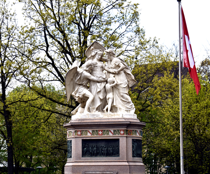 Basel - Strassburger-Denkmal