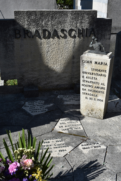 Trieste Cimitero Sant'Anna - Bradaschia grave