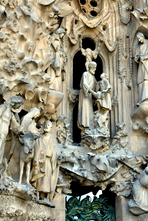 Barcelona - Sagrada Familia - St Joseph and Jesus sculpture, facade