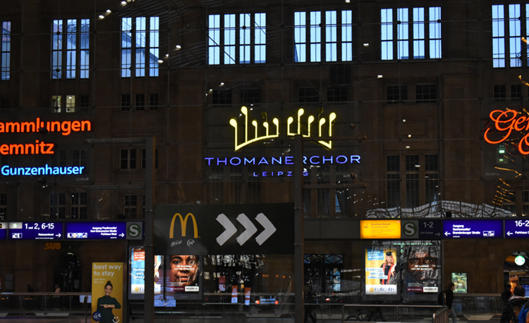 Leipzig HBf - Thomanerchor neon