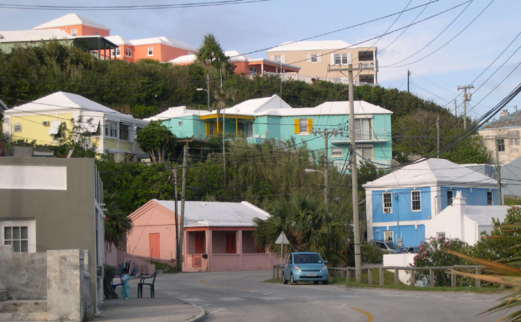 Bermuda - colours of houses