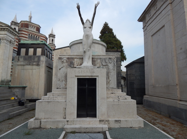 Cimitero Monumentale di Milano, Tomba Famiglia Sesana