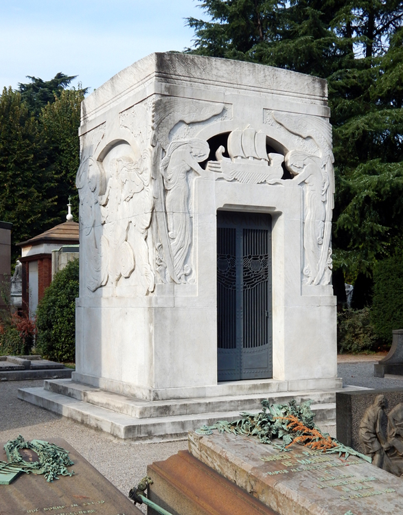 Cimitero Monumentale di Milano, Tomba Famiglia Arturo Toscanini