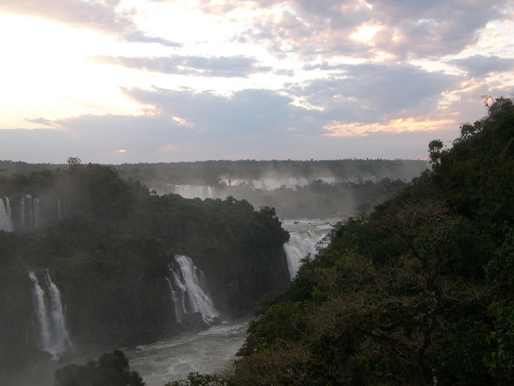 Iguacu Falls - Brasil side