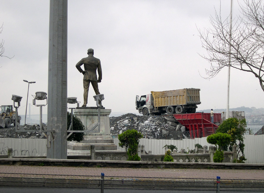 Ataturk statue, Istanbul