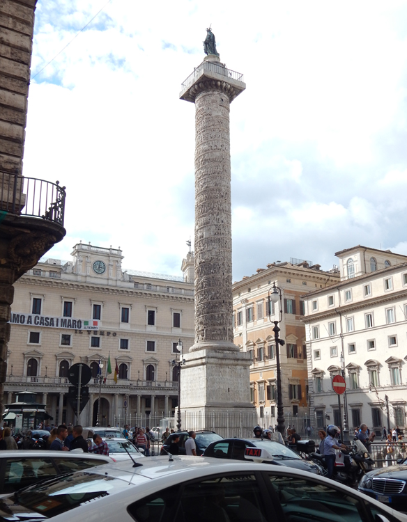 Colonna di Marco Aurelio, Piazza Colonna, Roma