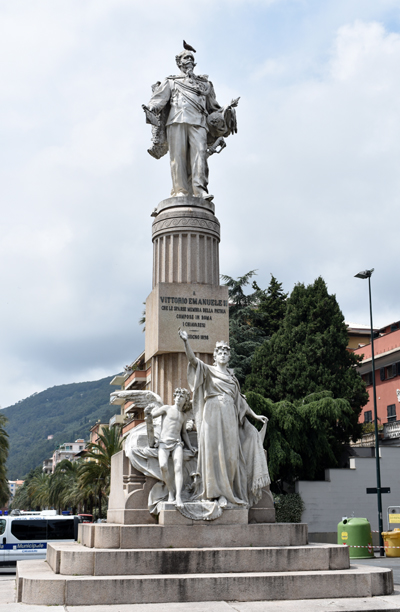Chiavari - Monumento a Vittorio Emanuele II - Luigi Brizzolara, sculptor