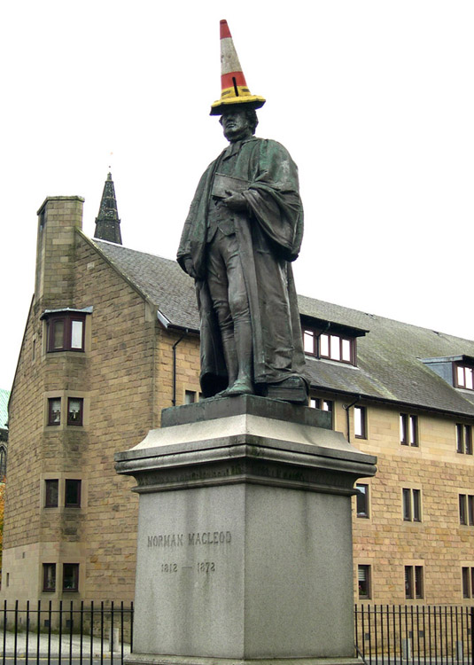 Norman MacLeod Statue