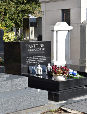 Cierplikowski grave, Cimetiere de Passy, Paris