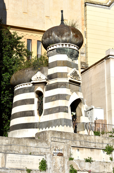 Rossi tomb, Cimitero di Poggioreale, Napoli