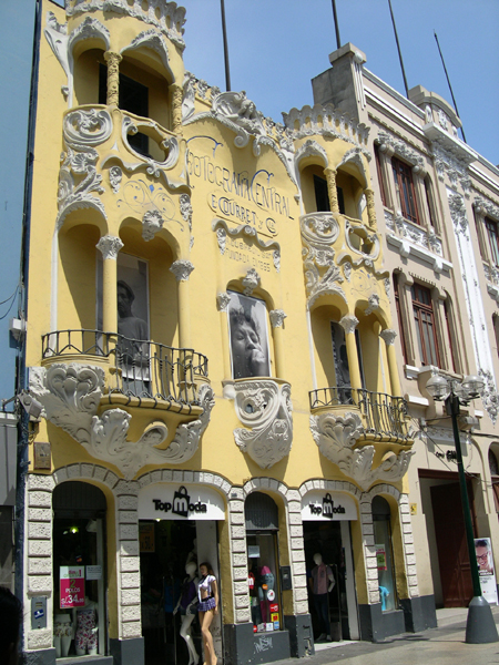 Lima - Fotografia Central building