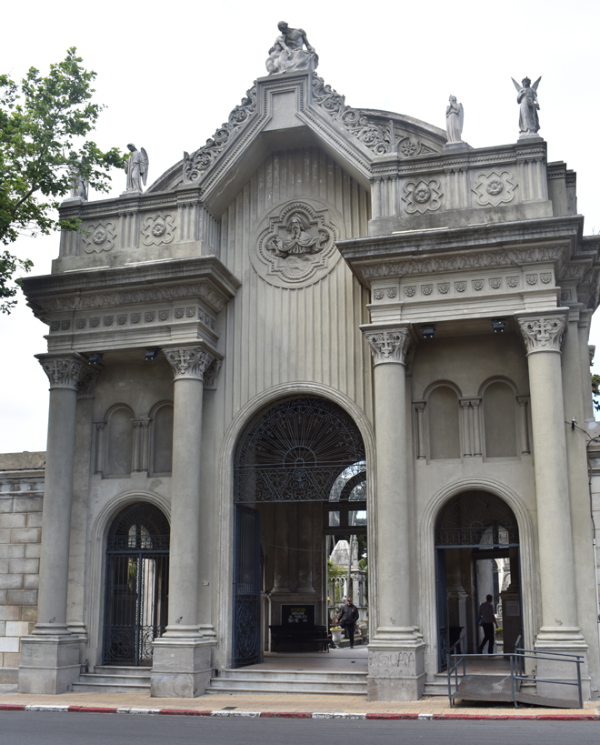 main entrance, Cementerio Central, Montevideo