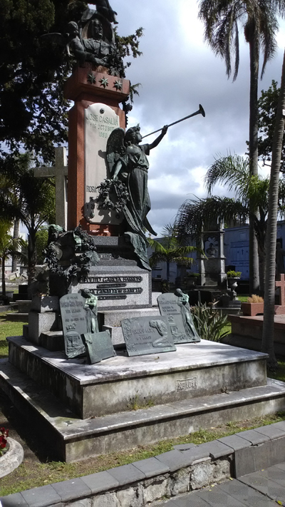 Tumba Casalia, Cementerio Central, Montevideo