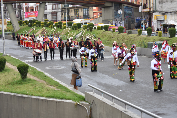 Dia de Todos los Santos parade, La Paz, Bolivia