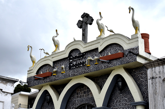 Tumba Familia Endara, Cementerio San Diego, Quito, Ecuador