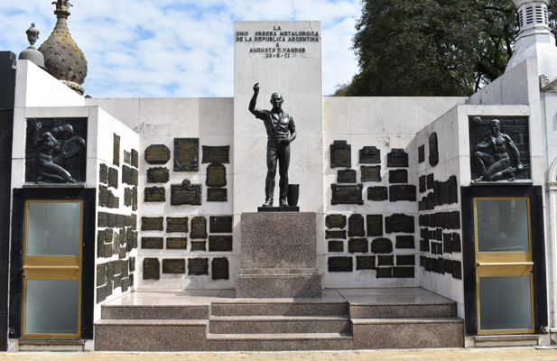 Buenos Aires - Chacarita - Vandor memorial