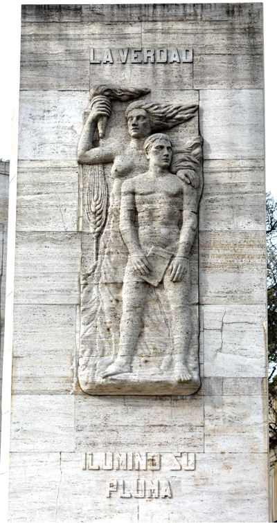 Rosario - Monumento a Ovidio Lagos (portion)