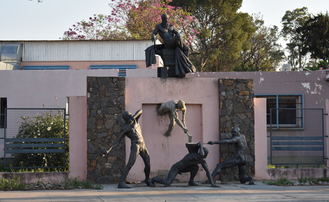 Catamarca - sculpture in front of Escuela Orfebreria