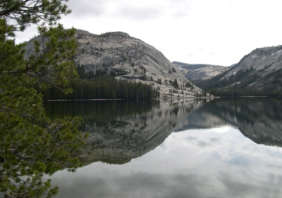Tenaya Lake, Tioga Pass, Northern California, Eastern Sierra